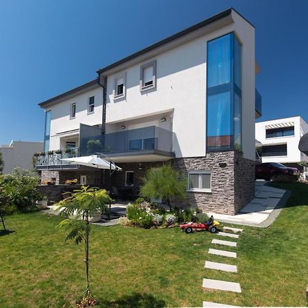 Apartment Odore Di Mare With Beautiful Garden Đảo Krk Ngoại thất bức ảnh