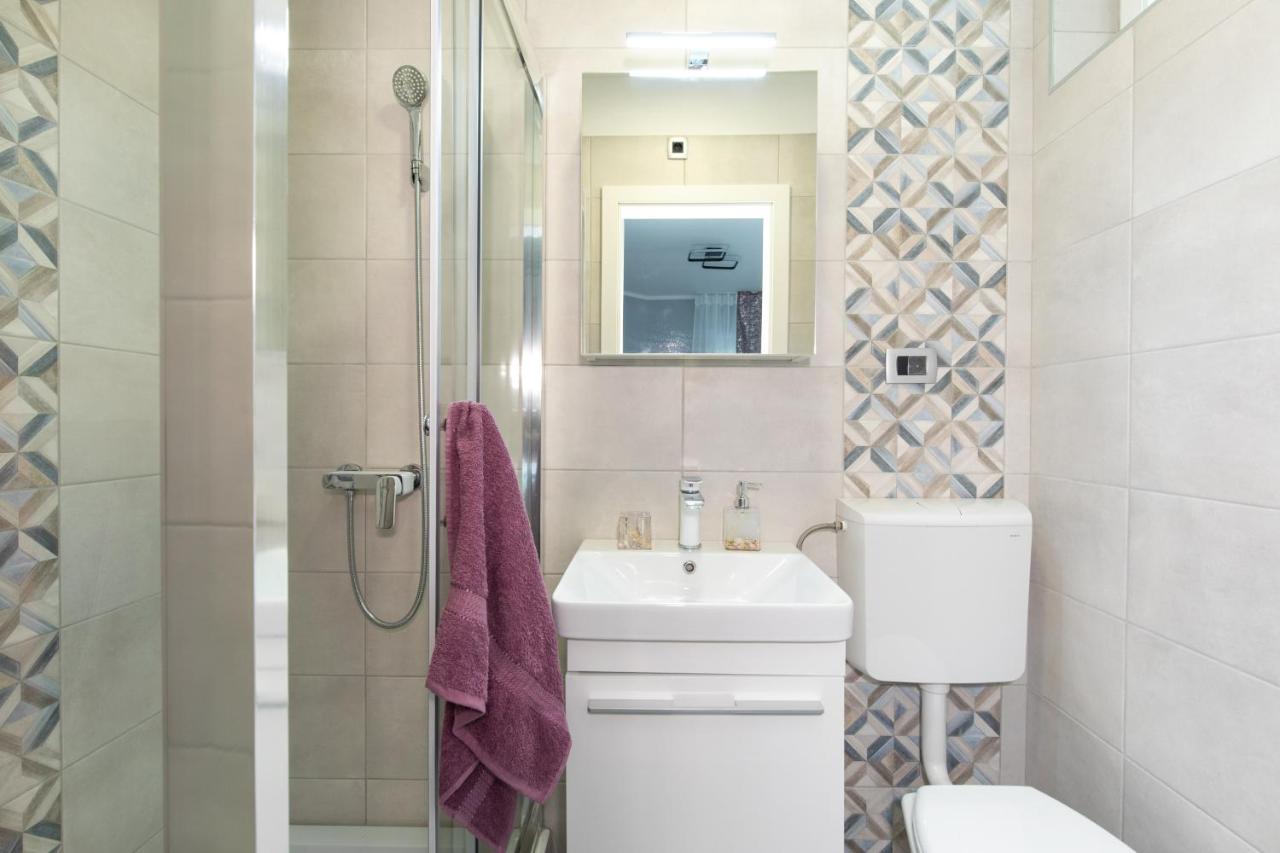Apartment Odore Di Mare With Beautiful Garden Đảo Krk Ngoại thất bức ảnh