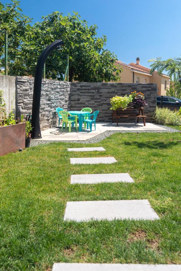 Apartment Odore Di Mare With Beautiful Garden Đảo Krk Ngoại thất bức ảnh